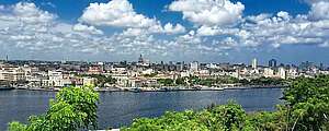 Spanische Sprachreisen für Erwachsene nach Kuba Kuba Hauptstadt Havanna Skyline Sprachreisen Erwachsene