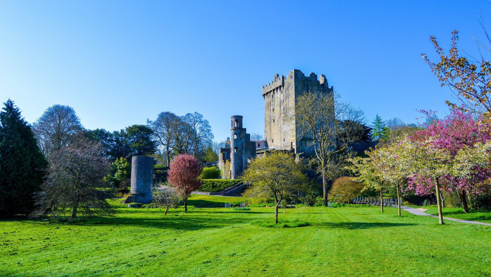 Genieße Irland in März um die Touristen zu vermeiden 