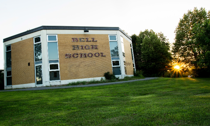 Bell High School Gebäude