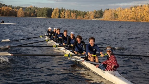 Parkland Secondary School Schüler im Ruderboot