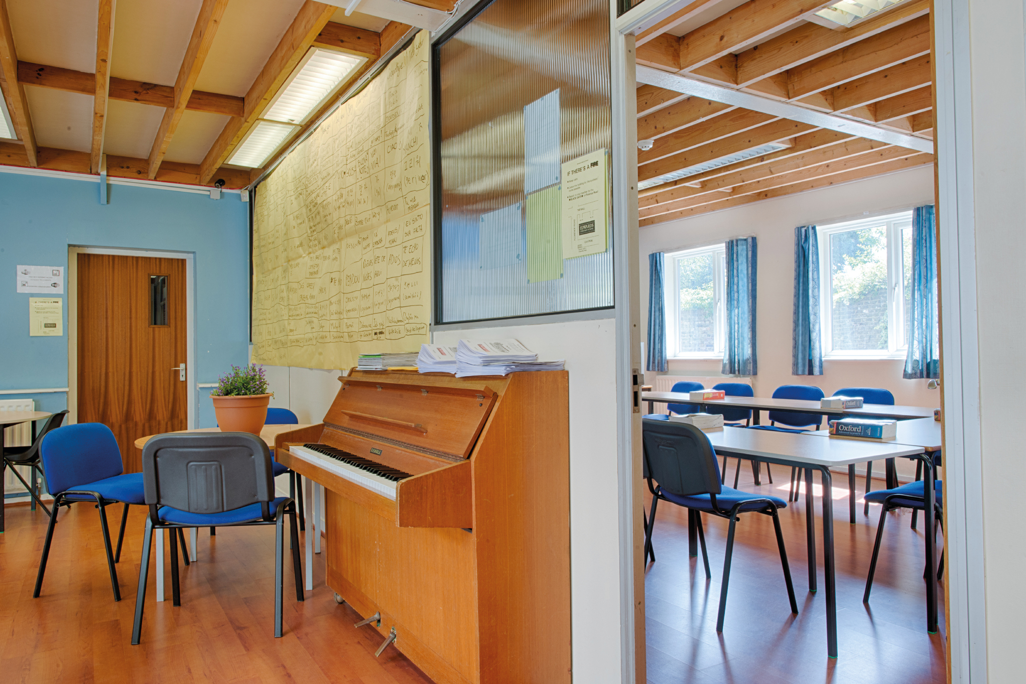 Das Klassenzimmer in London, Ealing